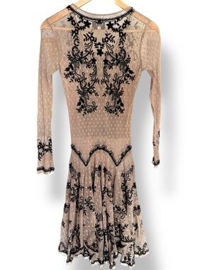 Johnny Was Biya Sheer Polkadot Lace Drop Waist Beige Dress Floral Embroidered
